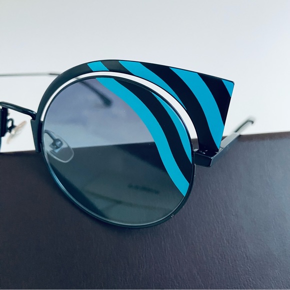 FENDI 53mm Cat Eye Sunglasses NEW! AUTHENTIC! - Picture 4 of 12